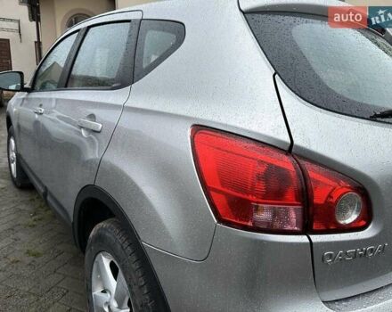 Серый Ниссан Кашкай, объемом двигателя 1.46 л и пробегом 329 тыс. км за 7500 $, фото 7 на Automoto.ua