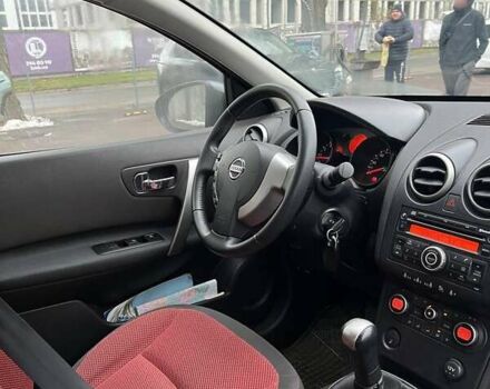 Сірий Ніссан Кашкай, об'ємом двигуна 1.6 л та пробігом 62 тис. км за 7500 $, фото 15 на Automoto.ua