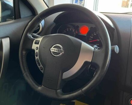 Серый Ниссан Кашкай, объемом двигателя 2 л и пробегом 260 тыс. км за 9000 $, фото 10 на Automoto.ua