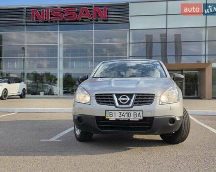 Сірий Ніссан Кашкай, об'ємом двигуна 2 л та пробігом 61 тис. км за 11000 $, фото 5 на Automoto.ua