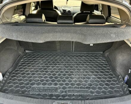 Серый Ниссан Кашкай, объемом двигателя 2 л и пробегом 192 тыс. км за 9200 $, фото 11 на Automoto.ua