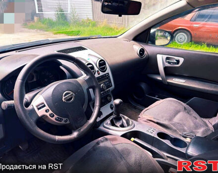 Серый Ниссан Кашкай, объемом двигателя 1.6 л и пробегом 260 тыс. км за 4200 $, фото 10 на Automoto.ua