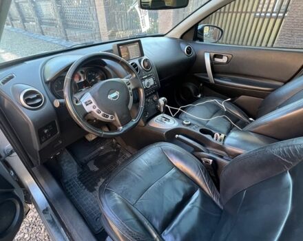 Сірий Ніссан Кашкай, об'ємом двигуна 2 л та пробігом 260 тис. км за 8200 $, фото 8 на Automoto.ua