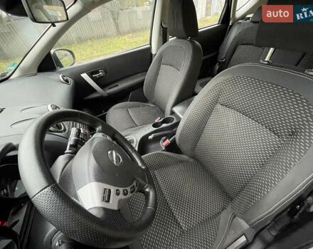 Сірий Ніссан Кашкай, об'ємом двигуна 2 л та пробігом 190 тис. км за 8600 $, фото 16 на Automoto.ua