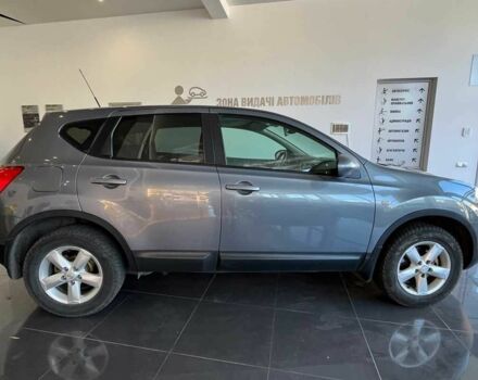 Серый Ниссан Кашкай, объемом двигателя 2 л и пробегом 260 тыс. км за 9000 $, фото 7 на Automoto.ua