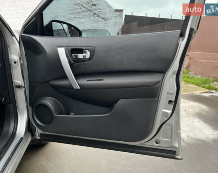 Серый Ниссан Кашкай, объемом двигателя 1.46 л и пробегом 314 тыс. км за 8500 $, фото 14 на Automoto.ua