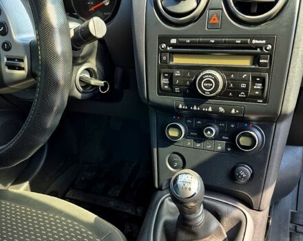 Серый Ниссан Кашкай, объемом двигателя 2 л и пробегом 222 тыс. км за 7600 $, фото 11 на Automoto.ua