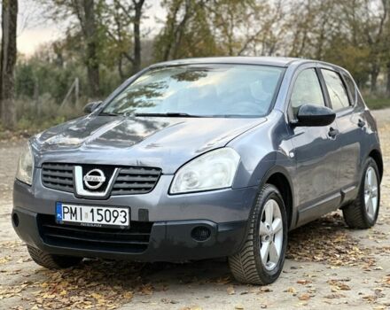 Серый Ниссан Кашкай, объемом двигателя 2 л и пробегом 350 тыс. км за 3700 $, фото 2 на Automoto.ua