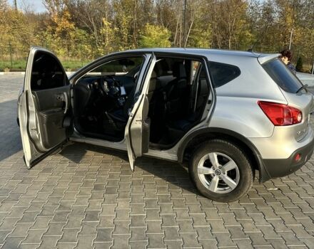 Серый Ниссан Кашкай, объемом двигателя 2 л и пробегом 192 тыс. км за 9200 $, фото 6 на Automoto.ua