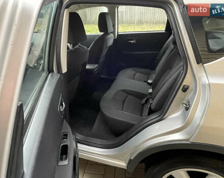 Сірий Ніссан Кашкай, об'ємом двигуна 2 л та пробігом 190 тис. км за 8600 $, фото 14 на Automoto.ua