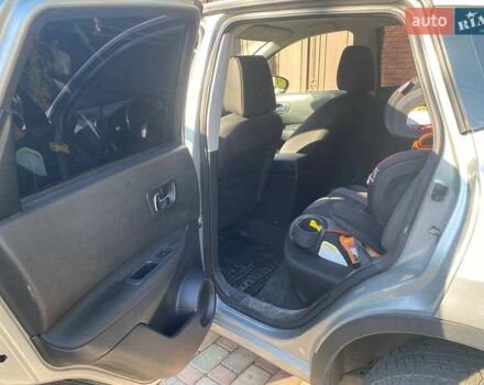 Сірий Ніссан Кашкай, об'ємом двигуна 2 л та пробігом 278 тис. км за 8300 $, фото 12 на Automoto.ua