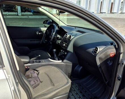 Серый Ниссан Кашкай, объемом двигателя 2 л и пробегом 222 тыс. км за 7600 $, фото 10 на Automoto.ua