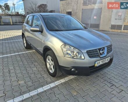 Серый Ниссан Кашкай, объемом двигателя 2 л и пробегом 97 тыс. км за 10300 $, фото 58 на Automoto.ua