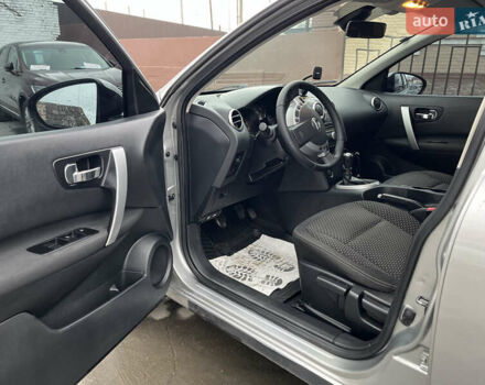 Серый Ниссан Кашкай, объемом двигателя 1.46 л и пробегом 314 тыс. км за 8500 $, фото 8 на Automoto.ua