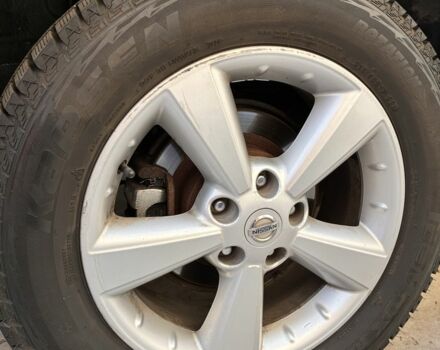 Серый Ниссан Кашкай, объемом двигателя 2 л и пробегом 289 тыс. км за 10500 $, фото 15 на Automoto.ua