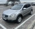 Сірий Ніссан Кашкай, об'ємом двигуна 1.6 л та пробігом 131 тис. км за 7500 $, фото 1 на Automoto.ua