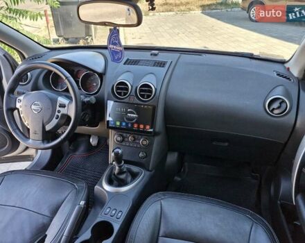 Сірий Ніссан Кашкай, об'ємом двигуна 2 л та пробігом 246 тис. км за 7999 $, фото 24 на Automoto.ua