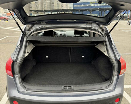 Серый Ниссан Кашкай, объемом двигателя 2 л и пробегом 228 тыс. км за 8800 $, фото 12 на Automoto.ua