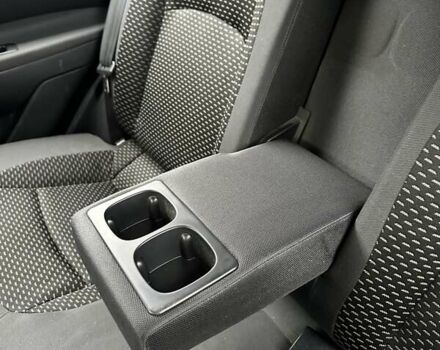 Сірий Ніссан Кашкай, об'ємом двигуна 1.46 л та пробігом 232 тис. км за 8000 $, фото 15 на Automoto.ua