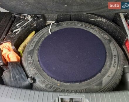 Серый Ниссан Кашкай, объемом двигателя 1.6 л и пробегом 253 тыс. км за 7800 $, фото 2 на Automoto.ua