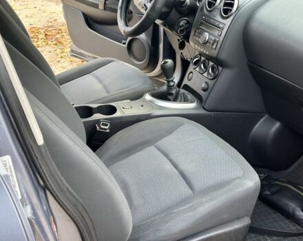 Серый Ниссан Кашкай, объемом двигателя 2 л и пробегом 350 тыс. км за 3700 $, фото 6 на Automoto.ua