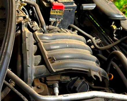 Серый Ниссан Кашкай, объемом двигателя 1.6 л и пробегом 260 тыс. км за 4200 $, фото 8 на Automoto.ua