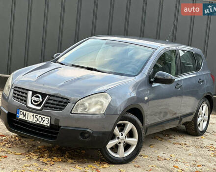 Серый Ниссан Кашкай, объемом двигателя 2 л и пробегом 350 тыс. км за 3650 $, фото 4 на Automoto.ua