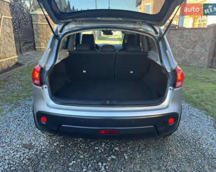 Сірий Ніссан Кашкай, об'ємом двигуна 2 л та пробігом 197 тис. км за 7600 $, фото 29 на Automoto.ua