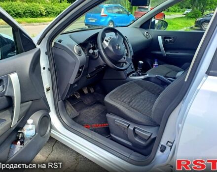 Сірий Ніссан Кашкай, об'ємом двигуна 2 л та пробігом 183 тис. км за 9400 $, фото 6 на Automoto.ua