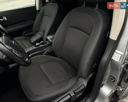 Серый Ниссан Кашкай, объемом двигателя 2 л и пробегом 197 тыс. км за 8500 $, фото 10 на Automoto.ua