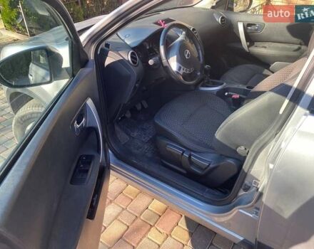 Сірий Ніссан Кашкай, об'ємом двигуна 2 л та пробігом 278 тис. км за 8300 $, фото 16 на Automoto.ua