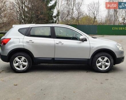 Серый Ниссан Кашкай, объемом двигателя 1.5 л и пробегом 234 тыс. км за 8250 $, фото 7 на Automoto.ua