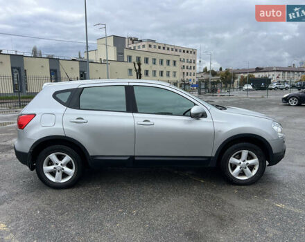 Серый Ниссан Кашкай, объемом двигателя 2 л и пробегом 299 тыс. км за 6300 $, фото 3 на Automoto.ua