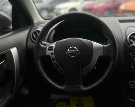 Серый Ниссан Кашкай, объемом двигателя 1.6 л и пробегом 205 тыс. км за 8400 $, фото 10 на Automoto.ua