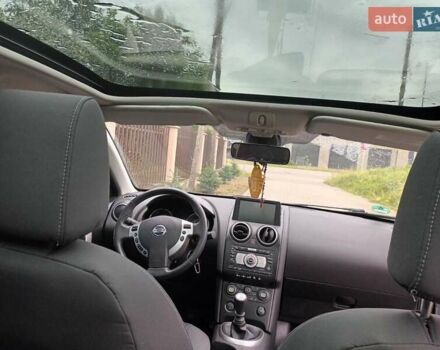 Сірий Ніссан Кашкай, об'ємом двигуна 2 л та пробігом 263 тис. км за 9500 $, фото 5 на Automoto.ua