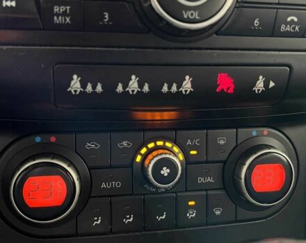 Серый Ниссан Кашкай, объемом двигателя 2 л и пробегом 260 тыс. км за 9000 $, фото 13 на Automoto.ua