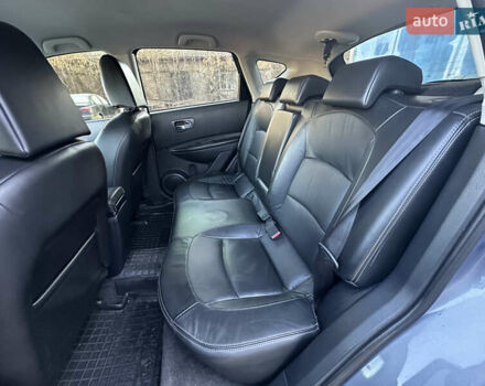 Серый Ниссан Кашкай, объемом двигателя 2 л и пробегом 190 тыс. км за 9700 $, фото 30 на Automoto.ua