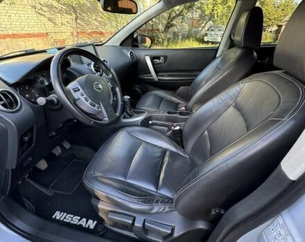 Сірий Ніссан Кашкай, об'ємом двигуна 1.5 л та пробігом 247 тис. км за 10000 $, фото 7 на Automoto.ua