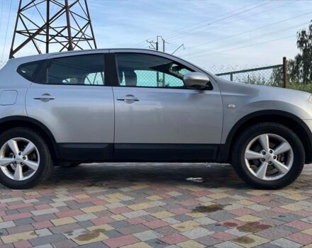 Серый Ниссан Кашкай, объемом двигателя 2 л и пробегом 157 тыс. км за 8500 $, фото 6 на Automoto.ua