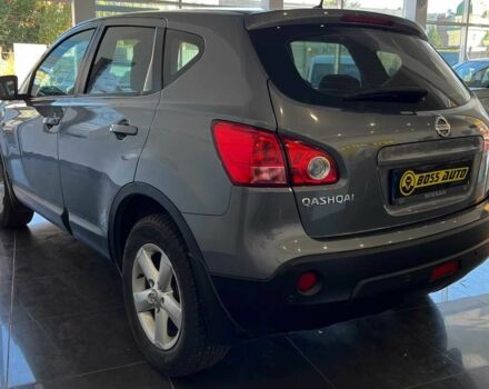 Серый Ниссан Кашкай, объемом двигателя 2 л и пробегом 260 тыс. км за 9000 $, фото 4 на Automoto.ua