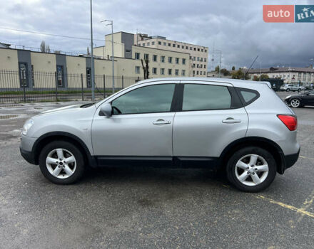 Серый Ниссан Кашкай, объемом двигателя 2 л и пробегом 299 тыс. км за 6300 $, фото 2 на Automoto.ua