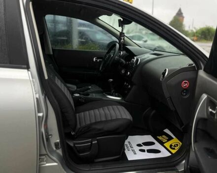 Серый Ниссан Кашкай, объемом двигателя 1.6 л и пробегом 205 тыс. км за 8400 $, фото 12 на Automoto.ua