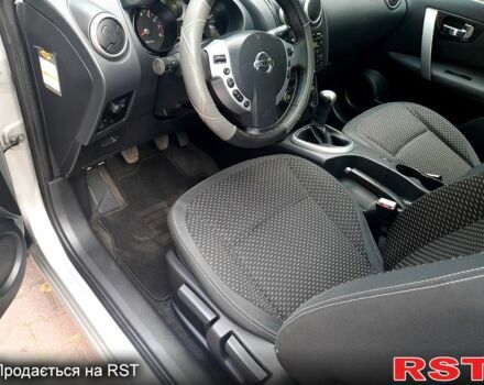 Серый Ниссан Кашкай, объемом двигателя 1.6 л и пробегом 245 тыс. км за 8100 $, фото 3 на Automoto.ua