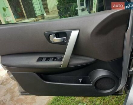 Серый Ниссан Кашкай, объемом двигателя 1.6 л и пробегом 253 тыс. км за 7800 $, фото 20 на Automoto.ua
