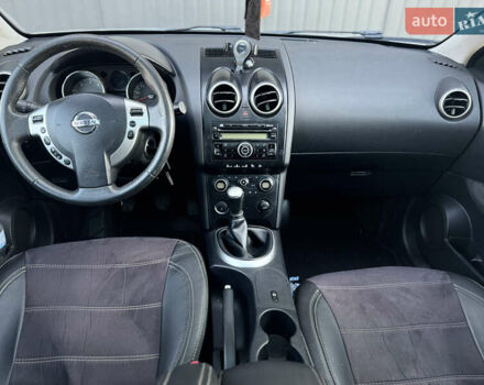 Серый Ниссан Кашкай, объемом двигателя 1.46 л и пробегом 274 тыс. км за 6899 $, фото 15 на Automoto.ua