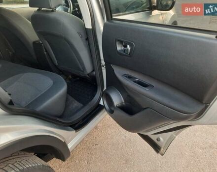 Серый Ниссан Кашкай, объемом двигателя 2 л и пробегом 188 тыс. км за 9300 $, фото 78 на Automoto.ua
