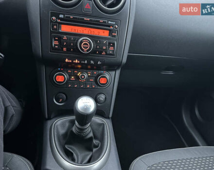 Сірий Ніссан Кашкай, об'ємом двигуна 1.5 л та пробігом 221 тис. км за 9300 $, фото 42 на Automoto.ua