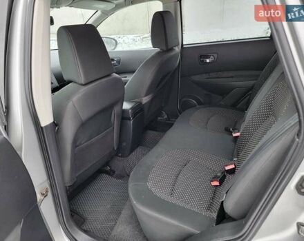 Серый Ниссан Кашкай, объемом двигателя 1.46 л и пробегом 240 тыс. км за 7600 $, фото 7 на Automoto.ua