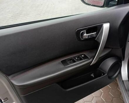 Серый Ниссан Кашкай, объемом двигателя 2 л и пробегом 230 тыс. км за 9000 $, фото 8 на Automoto.ua