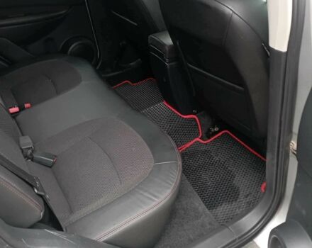 Серый Ниссан Кашкай, объемом двигателя 2 л и пробегом 230 тыс. км за 8898 $, фото 12 на Automoto.ua